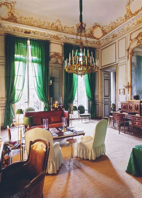 hubert de givenchy home in paris